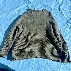 American Eagle sweater
